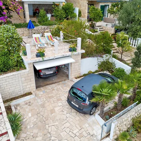 Jabuka Villa