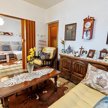 Jabuka Villa Vinišće